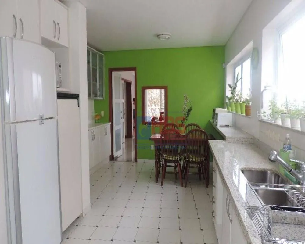 Casa, 4 quartos, 306 m² - Foto 4