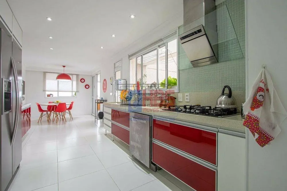 Apartamento, 3 quartos, 260 m² - Foto 1