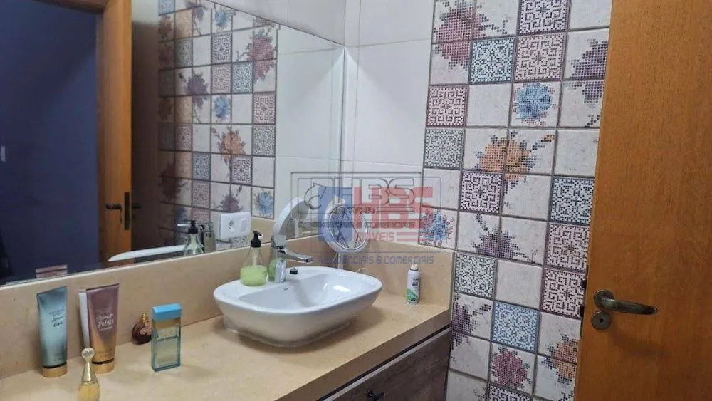 Casa, 3 quartos, 251 m² - Foto 12