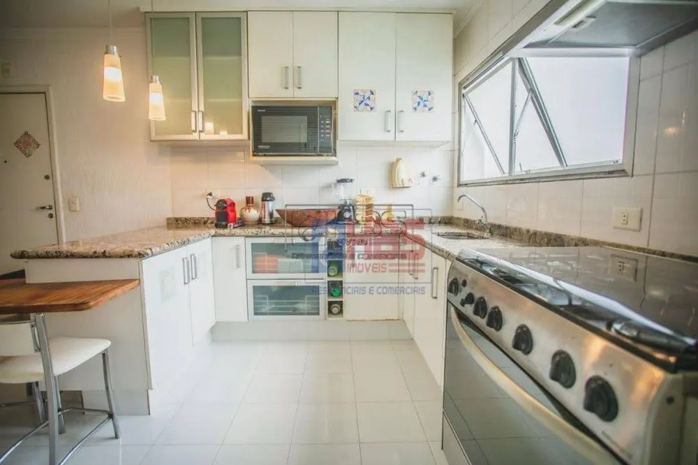 Apartamento, 3 quartos, 140 m² - Foto 3