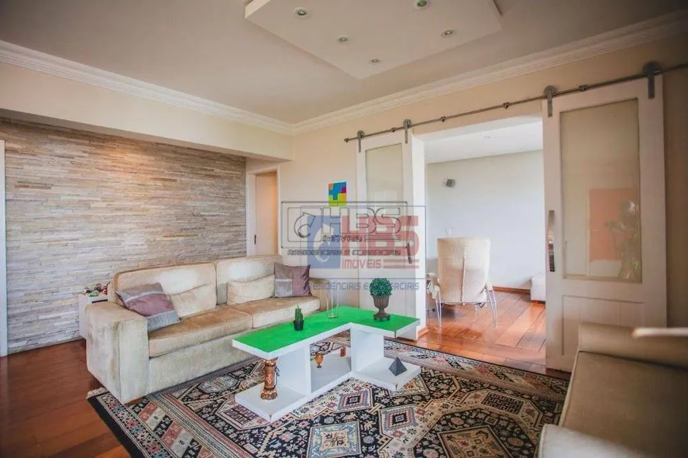 Apartamento, 3 quartos, 140 m² - Foto 1