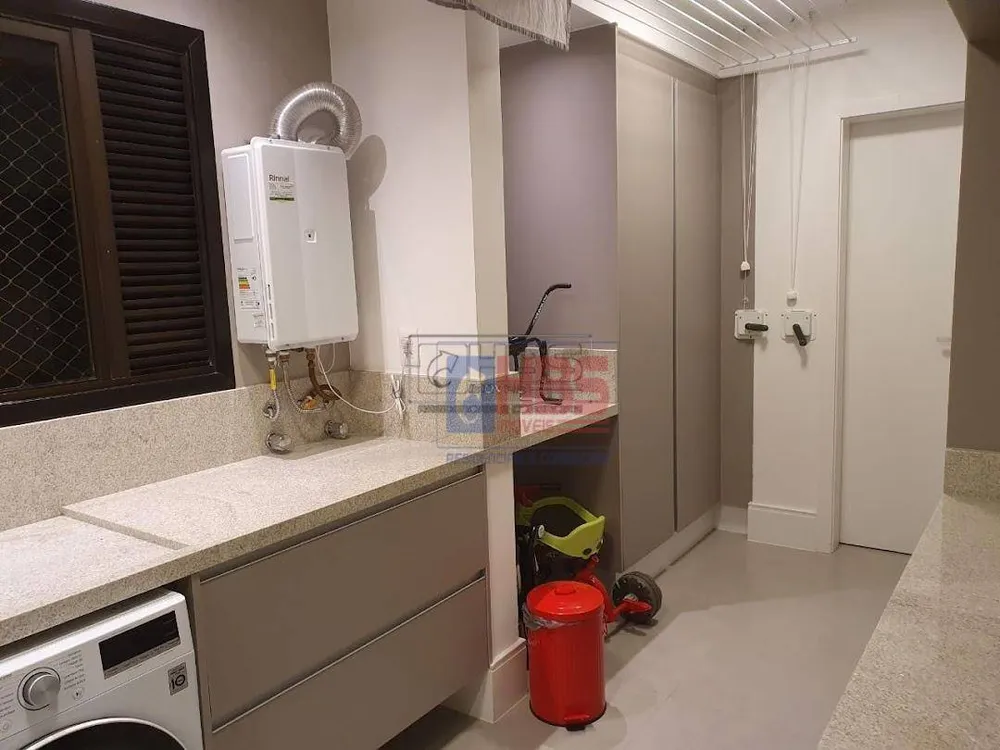 Apartamento, 3 quartos, 140 m² - Foto 1