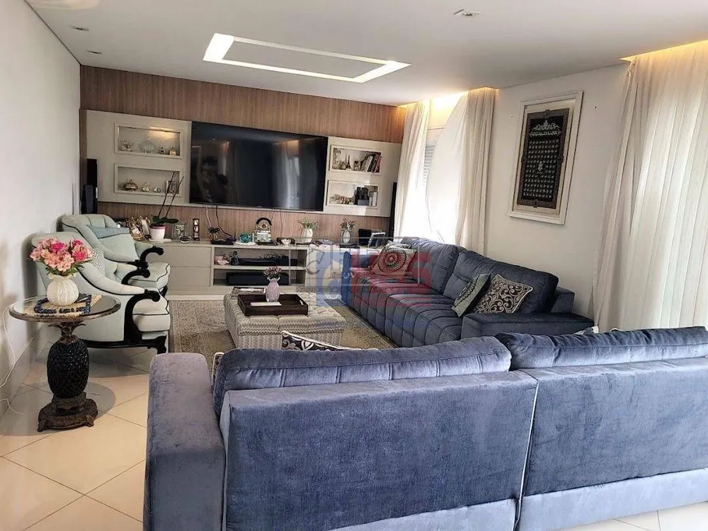 Apartamento, 3 quartos, 185 m² - Foto 1