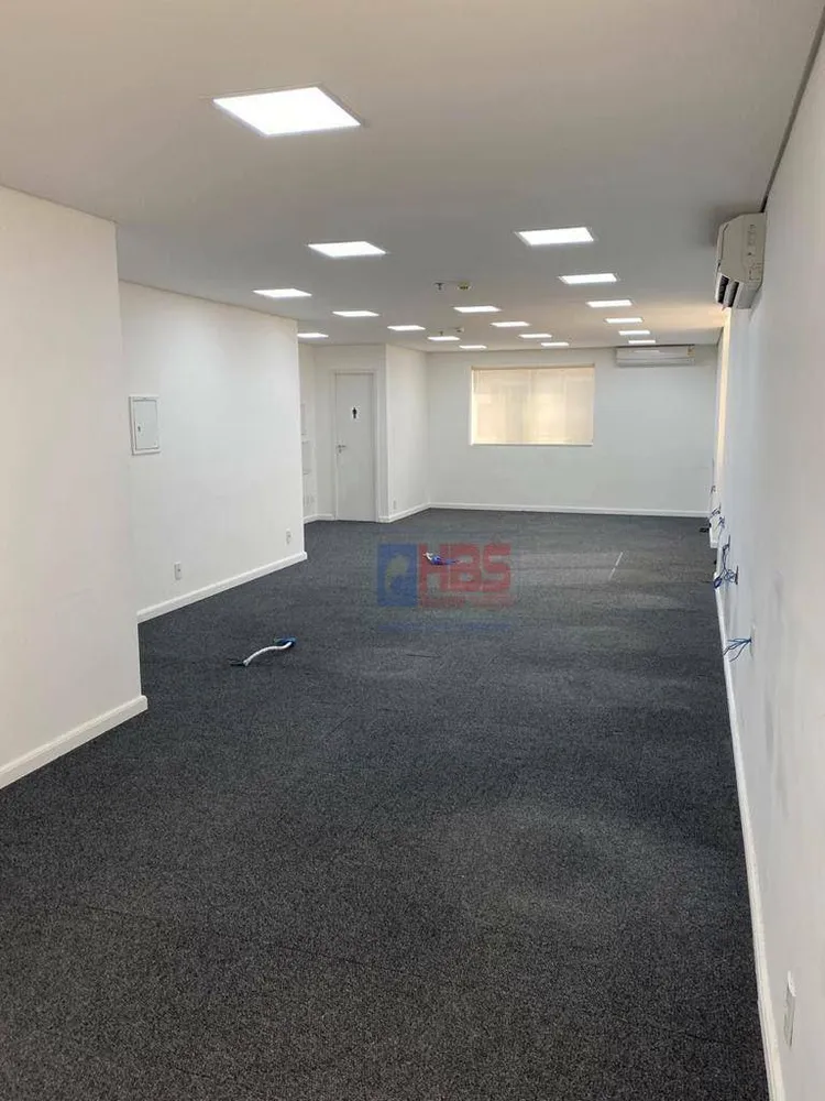 Sala-Conjunto, 200 m² - Foto 1