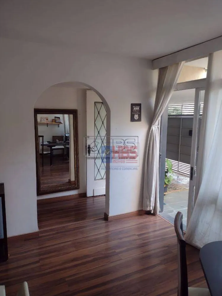 Casa, 3 quartos, 247 m² - Foto 3