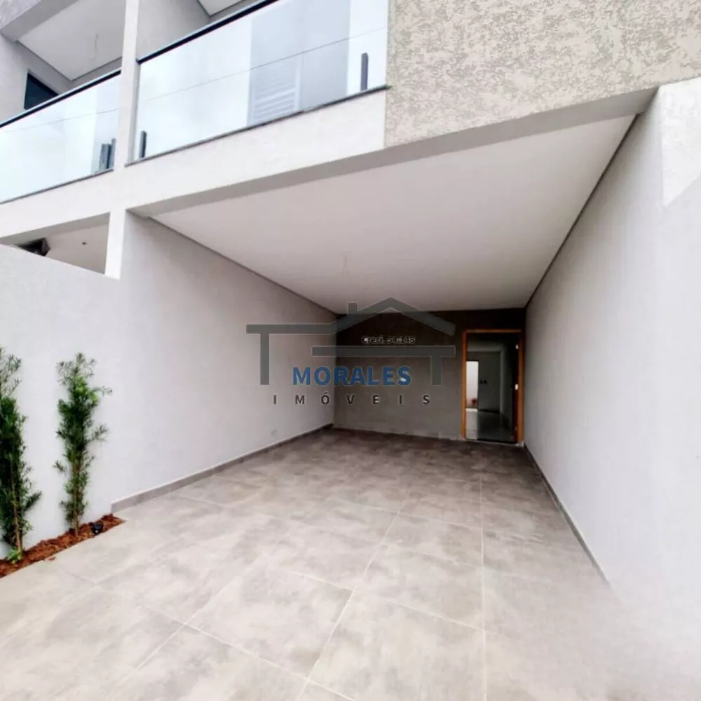 Casa à venda com 3 quartos, 138m² - Foto 2