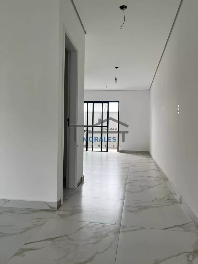 Casa à venda com 2 quartos, 81m² - Foto 3