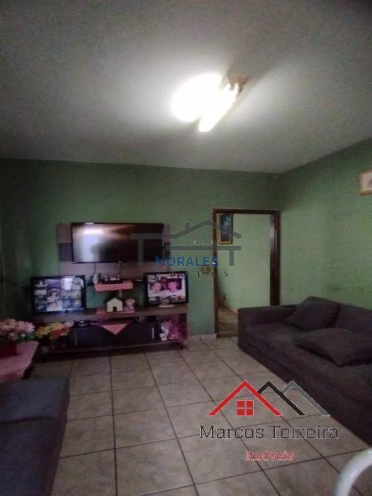 Casa à venda com 3 quartos, 100m² - Foto 3