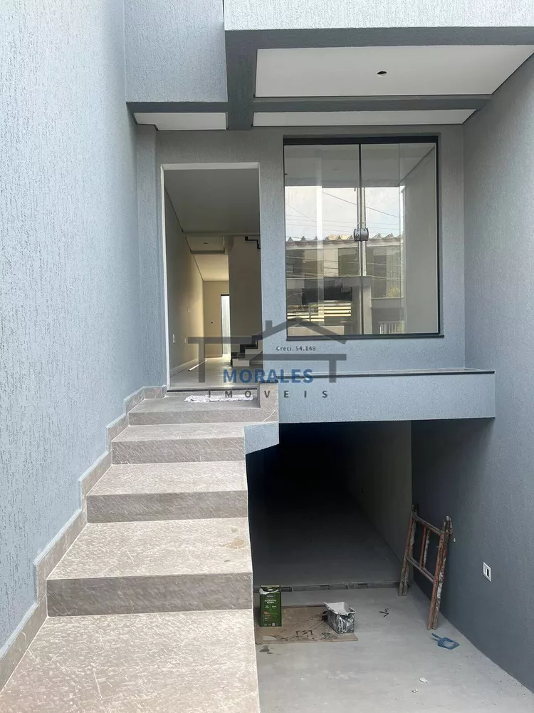 Sobrado à venda com 3 quartos, 151m² - Foto 1