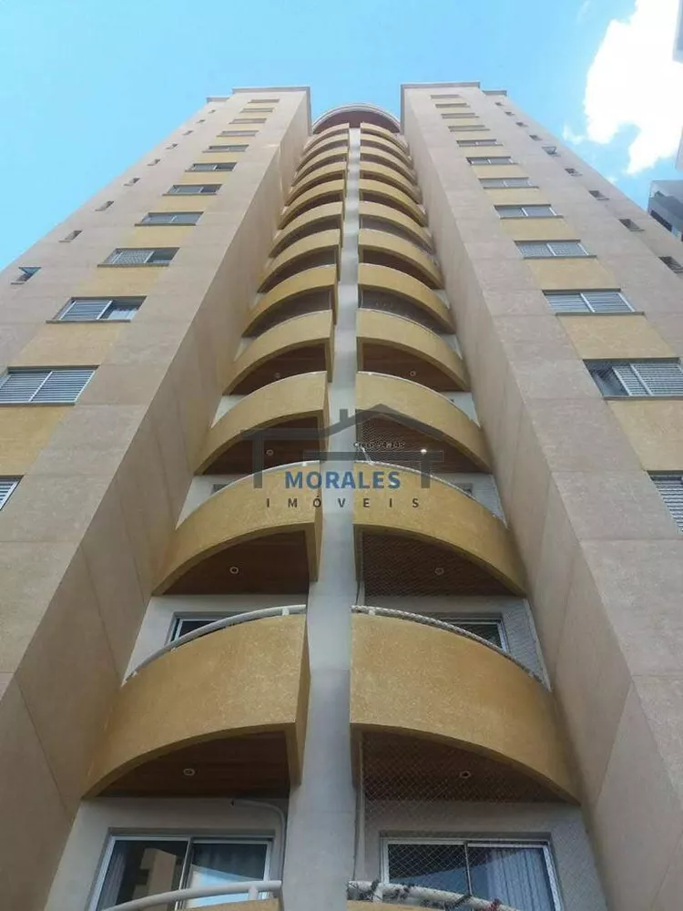 Apartamento à venda com 2 quartos, 62m² - Foto 1