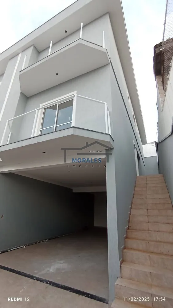 Casa, 3 quartos, 180 m² - Foto 1