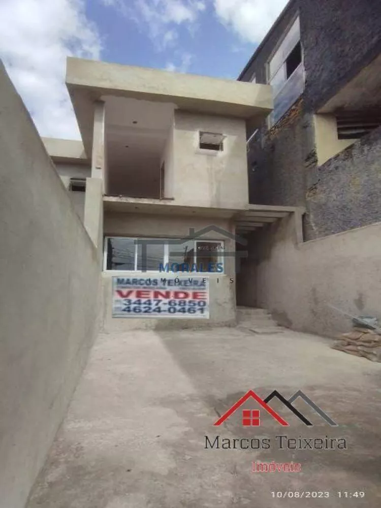 Casa à venda com 3 quartos, 160m² - Foto 2