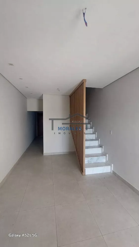 Sobrado à venda com 2 quartos, 90m² - Foto 4