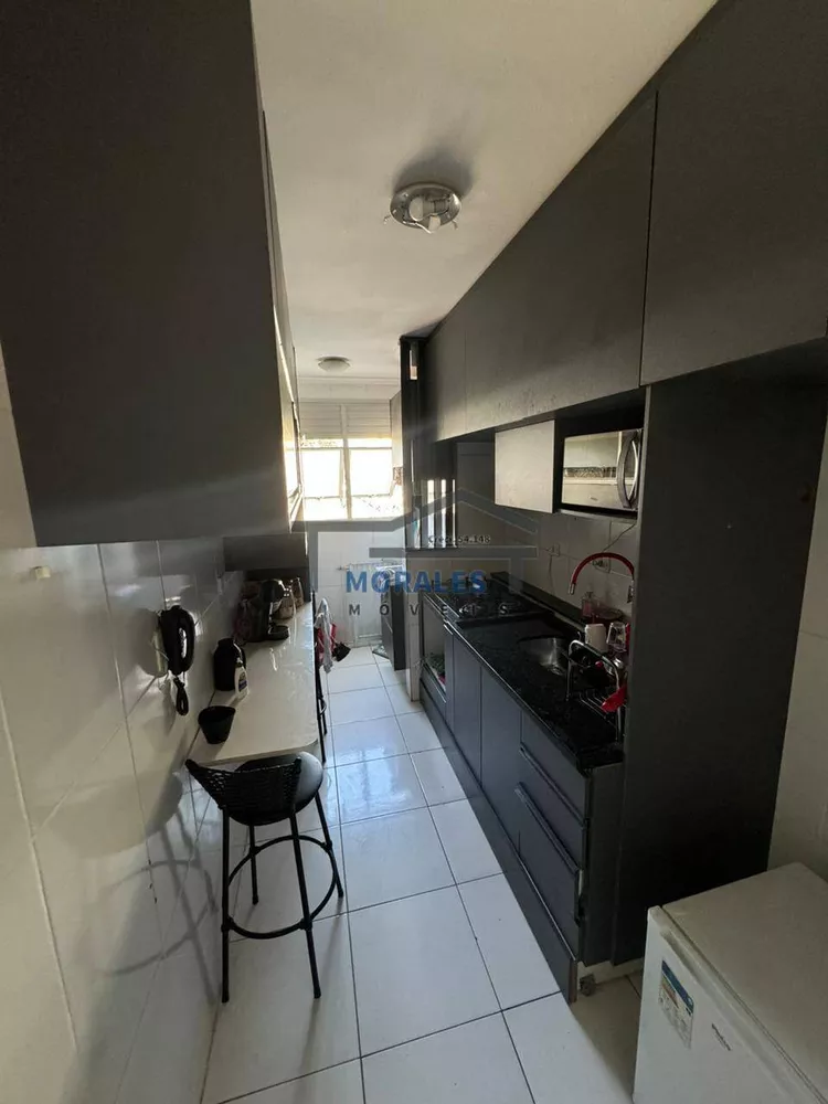 Apartamento à venda com 3 quartos - Foto 4