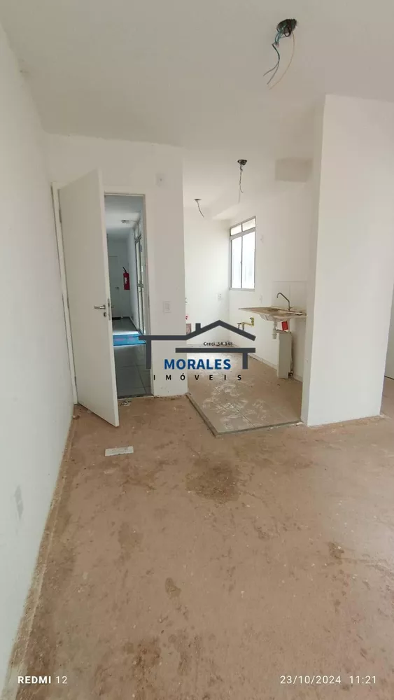 Apartamento à venda com 2 quartos, 44m² - Foto 2