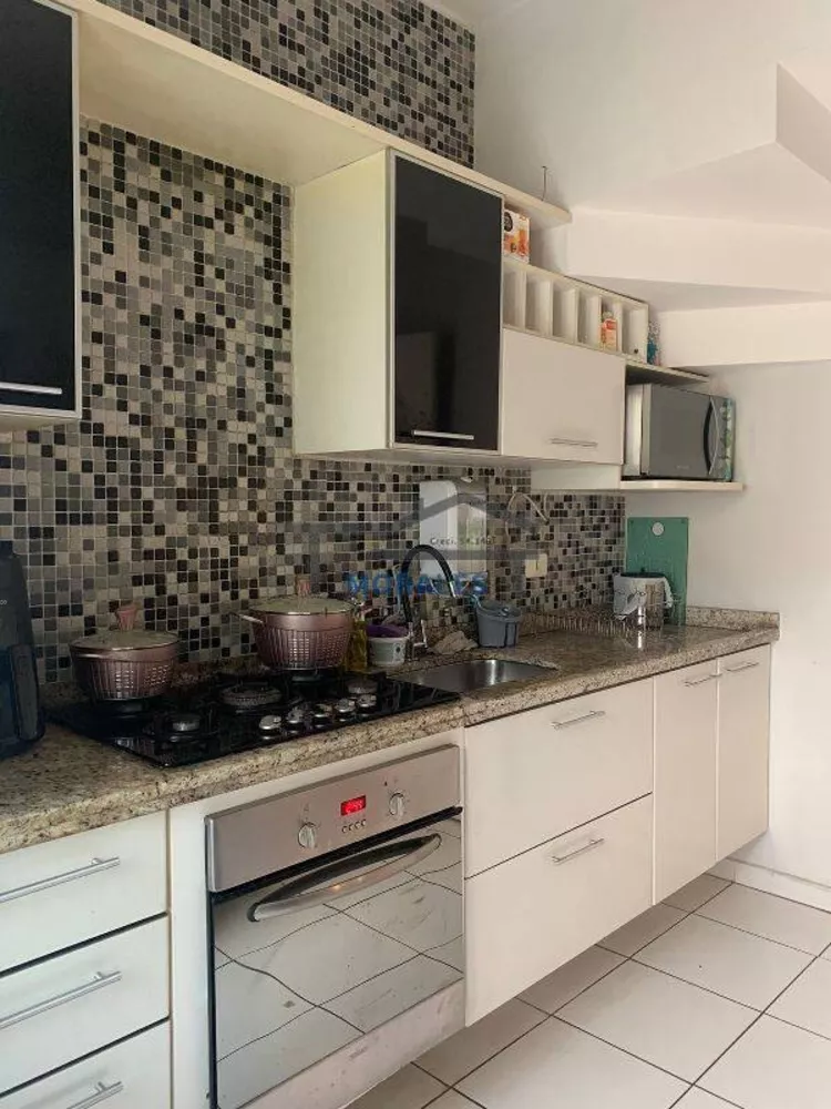 Sobrado à venda com 3 quartos, 120m² - Foto 4