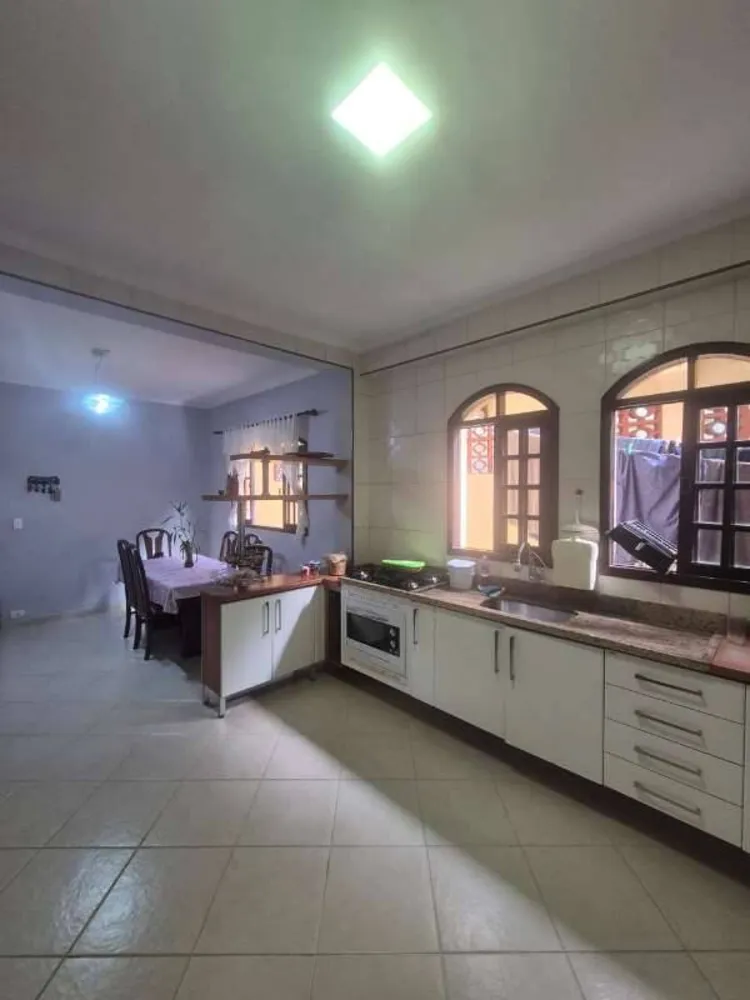 Sobrado, 3 quartos, 237 m² - Foto 5