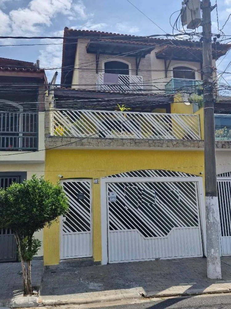 Sobrado, 3 quartos, 237 m² - Foto 1