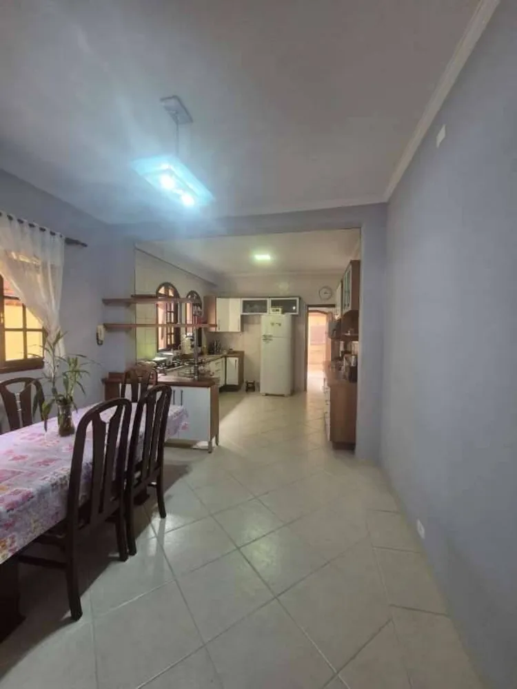Sobrado, 3 quartos, 237 m² - Foto 4