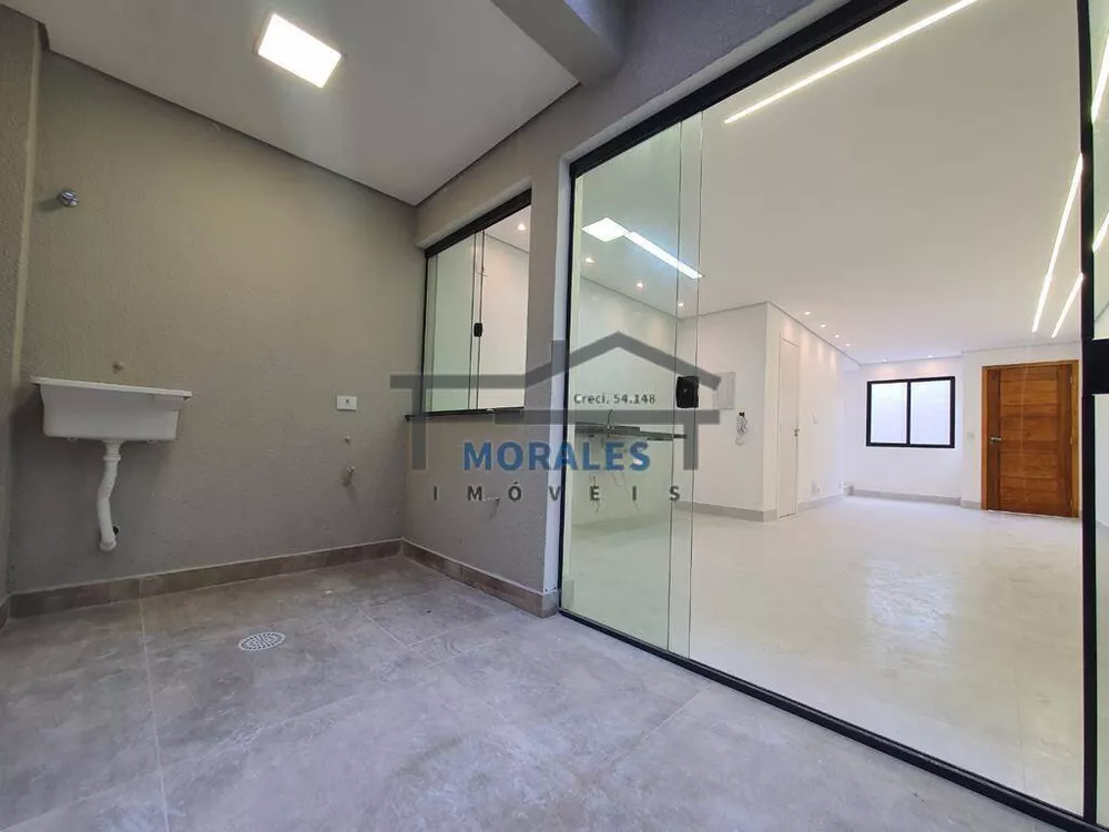 Sobrado à venda com 2 quartos, 80m² - Foto 1