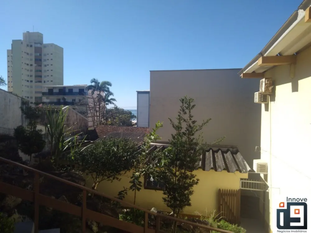 Casa, 6 quartos, 360 m² - Foto 4