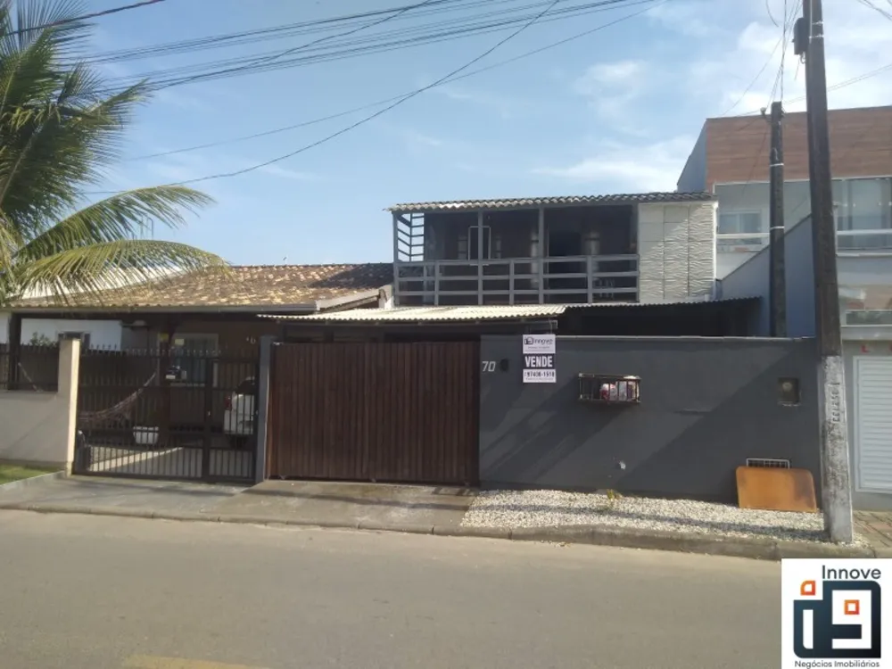 Casa, 5 quartos, 147 m² - Foto 1
