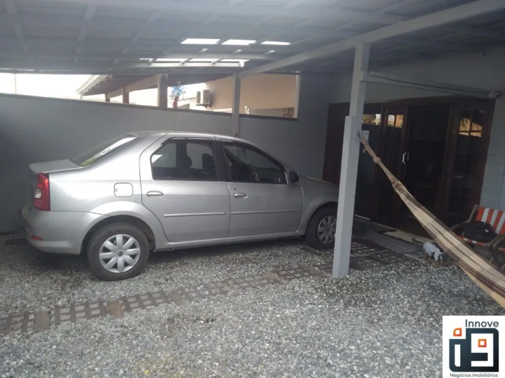 Casa, 5 quartos, 147 m² - Foto 3