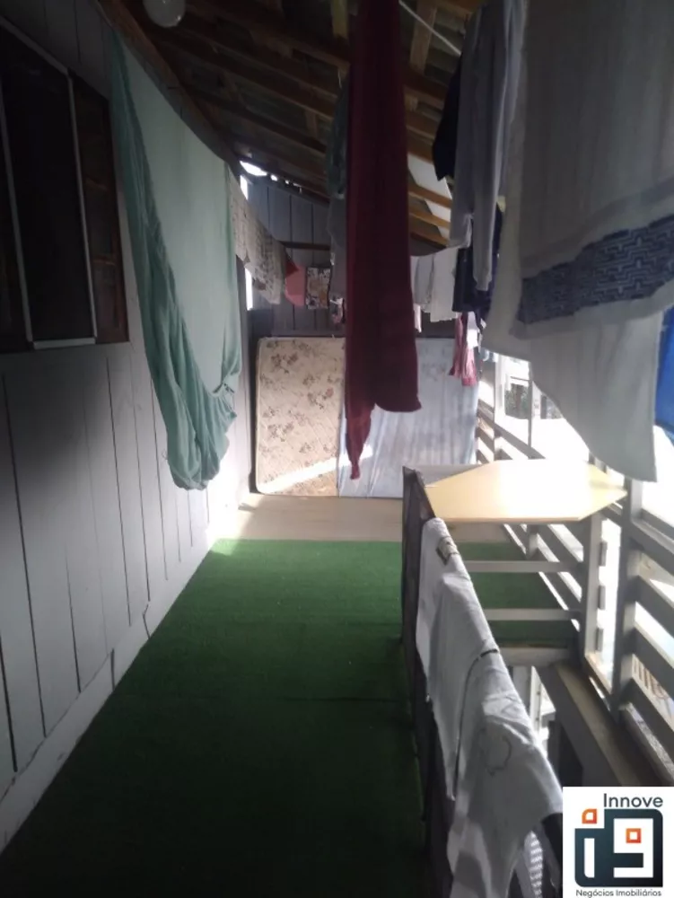 Casa, 5 quartos, 147 m² - Foto 4