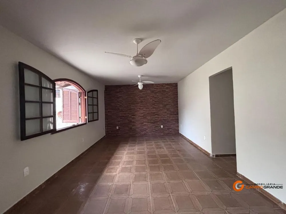 Casa, 2 quartos, 80 m² - Foto 1