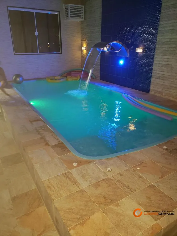 Casa, 3 quartos, 250 m² - Foto 2