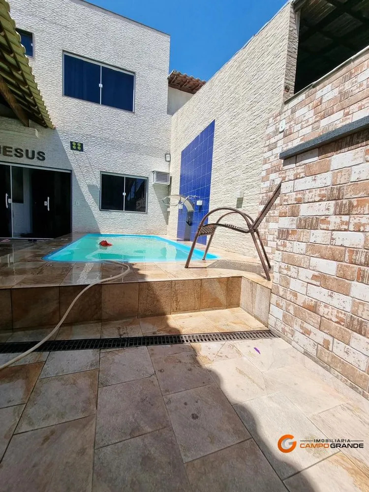 Casa, 3 quartos, 250 m² - Foto 1