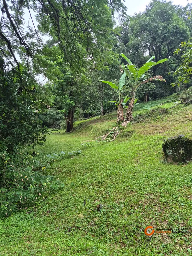 Loteamento e Condomínio, 1500 m² - Foto 1