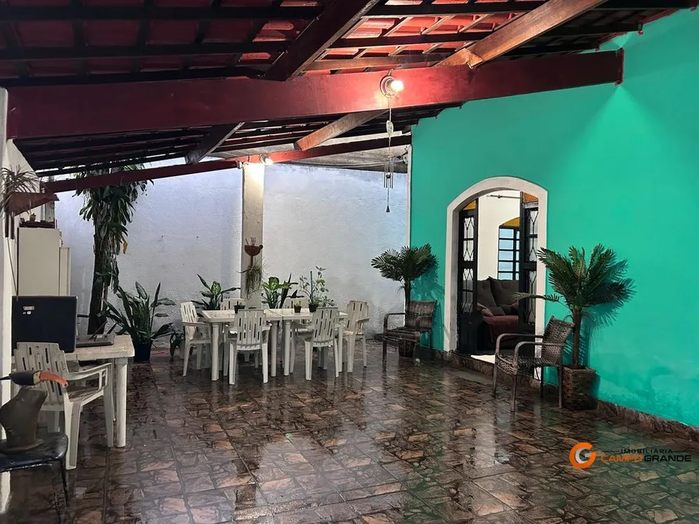 Casa, 3 quartos, 200 m² - Foto 2