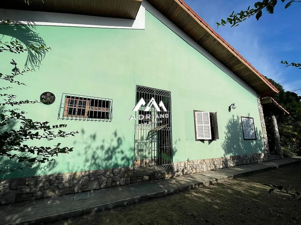 Casa, 3 quartos, 223 m² - Foto 2