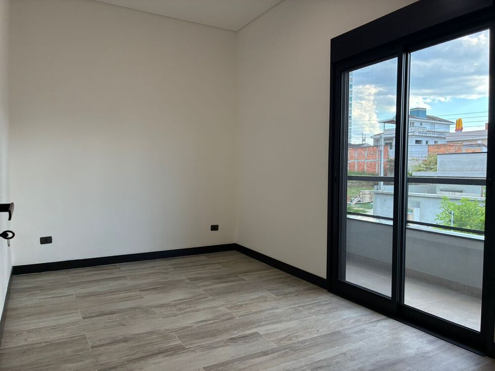 Casa, 4 quartos, 225 m² - Foto 12