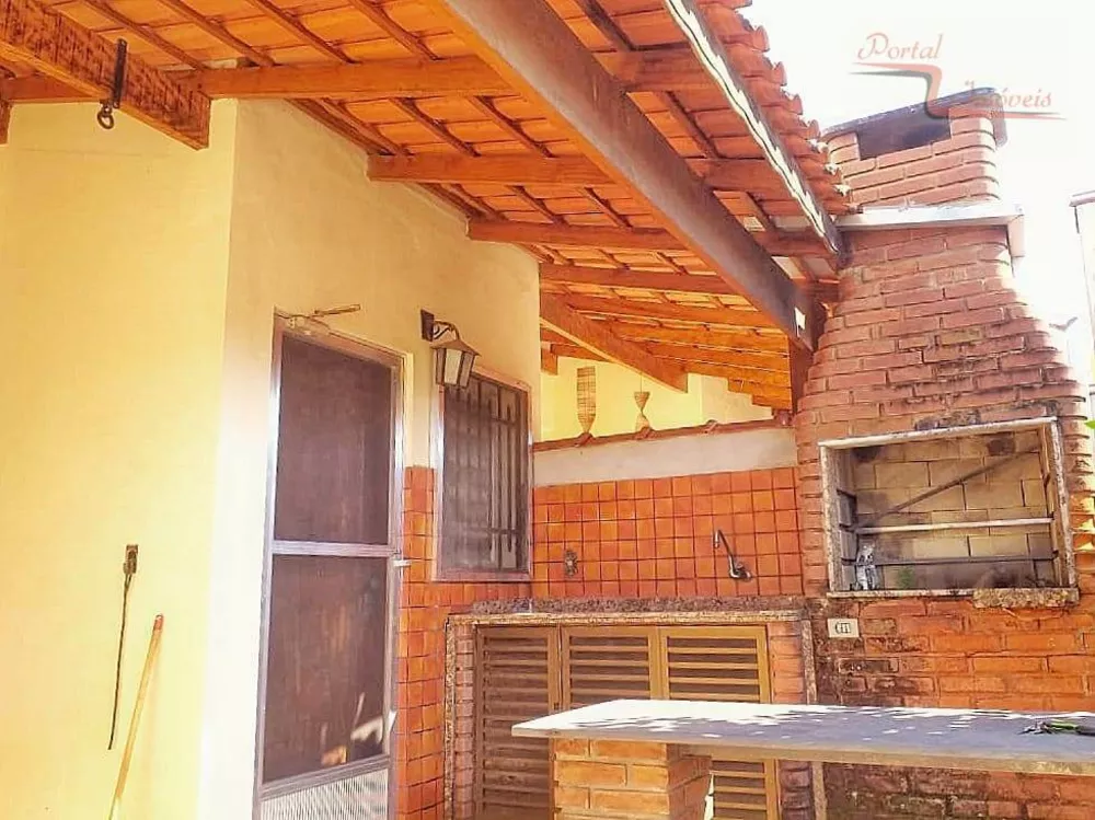 Casa de Condomínio à venda com 3 quartos, 80m² - Foto 1