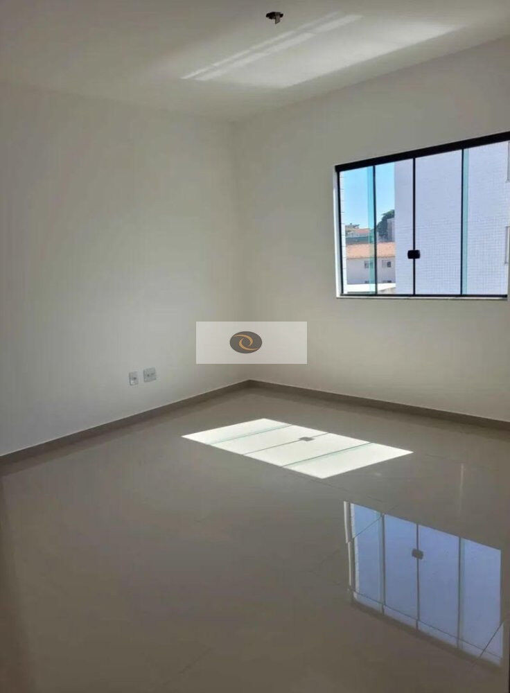 Apartamento à venda com 3 quartos, 149m² - Foto 1