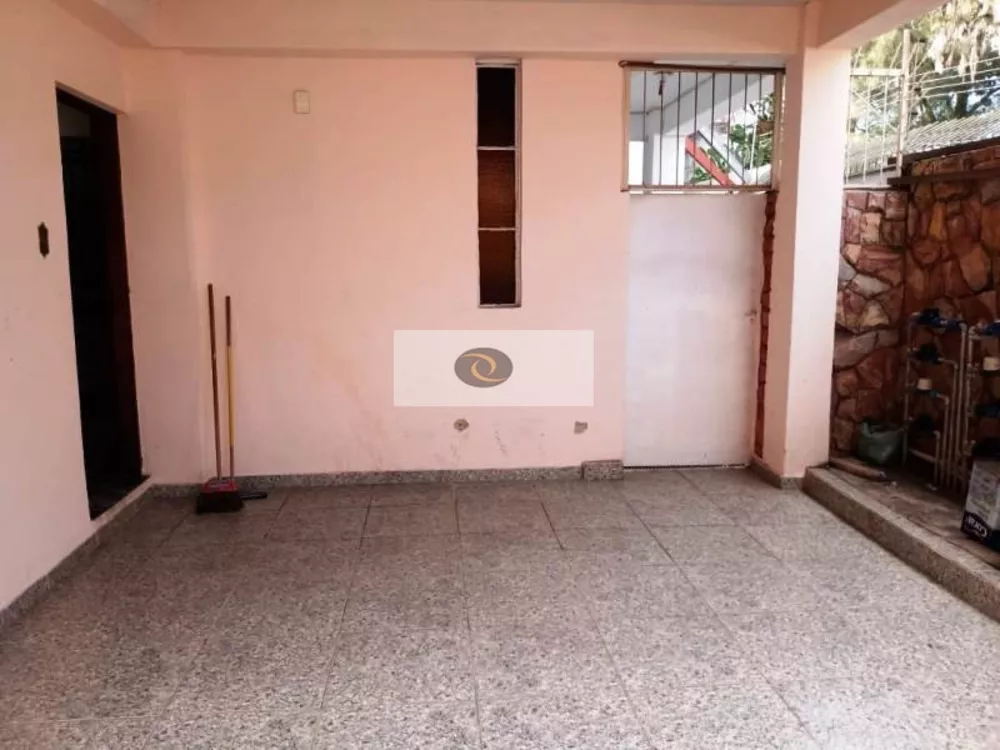 Casa de Condomínio à venda com 3 quartos, 12m² - Foto 2