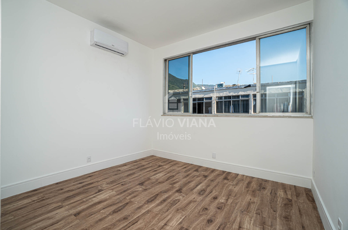 Apartamento à venda com 4 quartos, 130m² - Foto 17