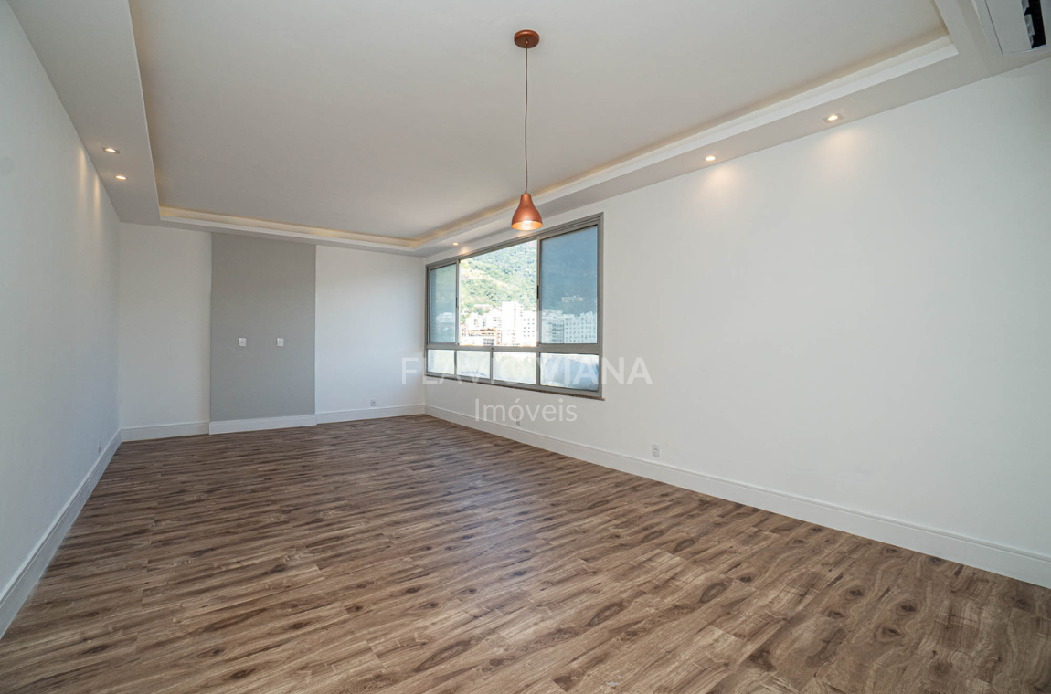 Apartamento à venda com 4 quartos, 130m² - Foto 3