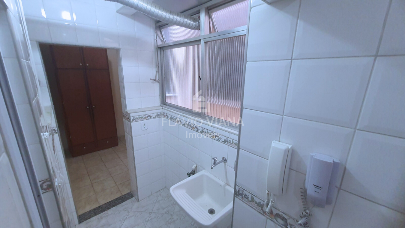 Apartamento à venda com 2 quartos, 62m² - Foto 4