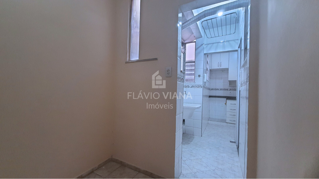 Apartamento à venda com 2 quartos, 62m² - Foto 11