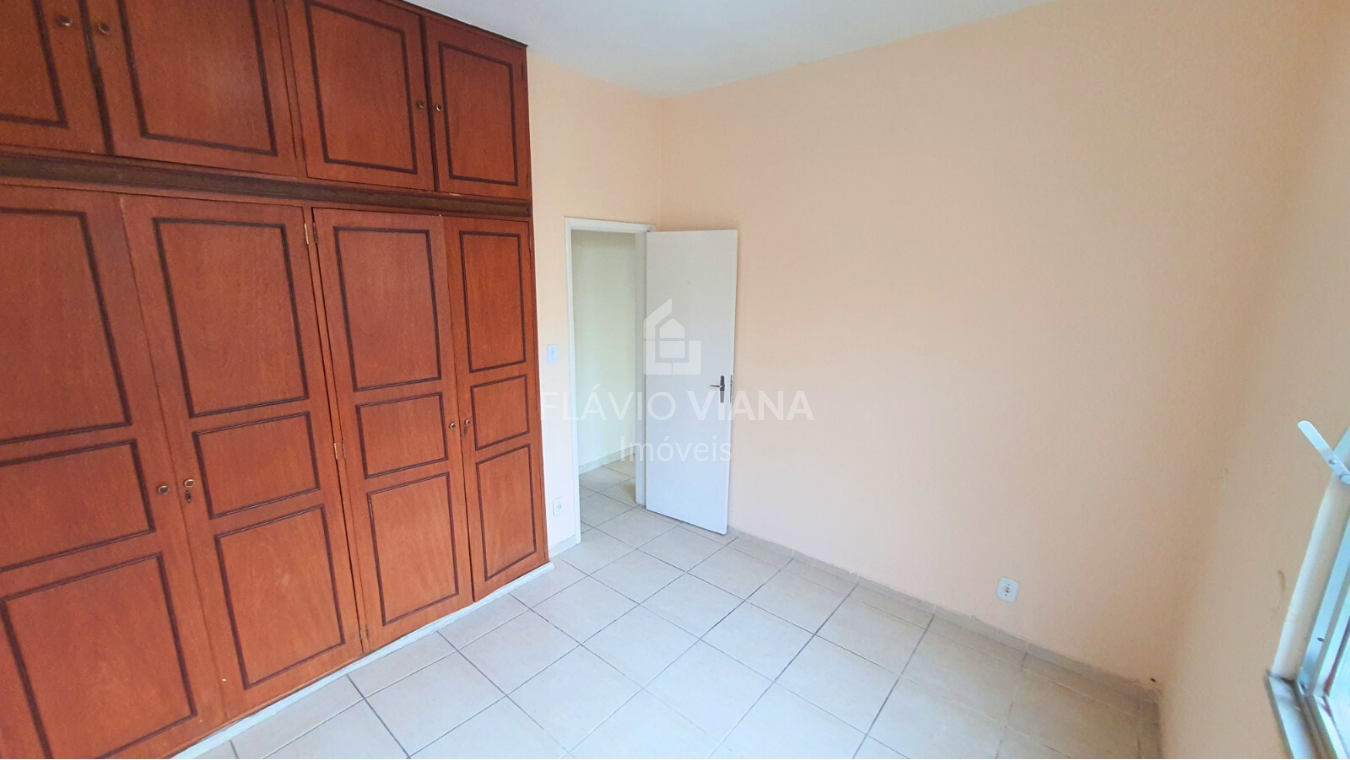 Apartamento à venda com 2 quartos, 62m² - Foto 5