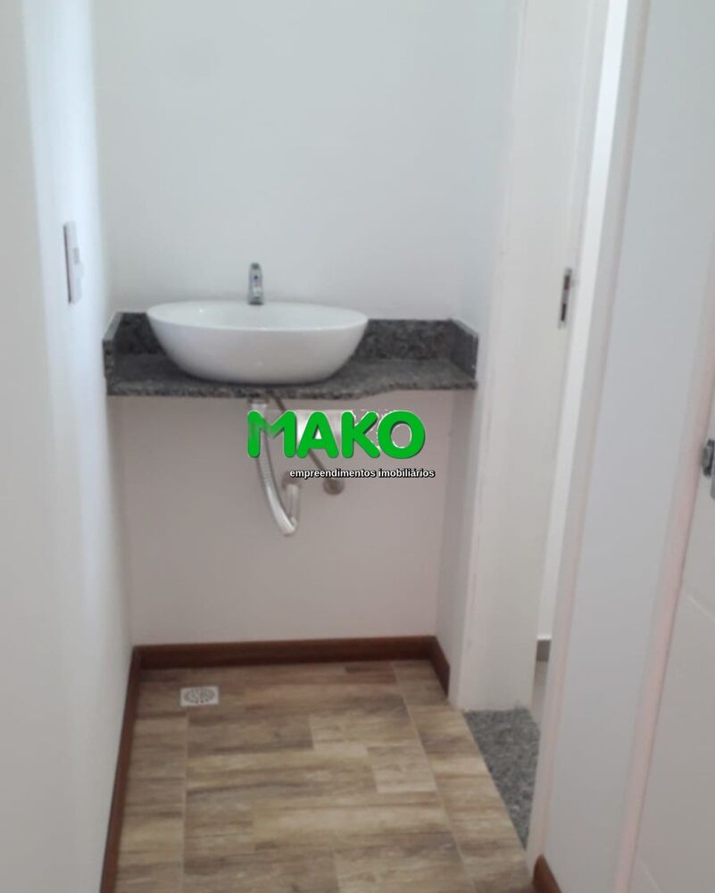 Casa à venda com 3 quartos, 650m² - Foto 7
