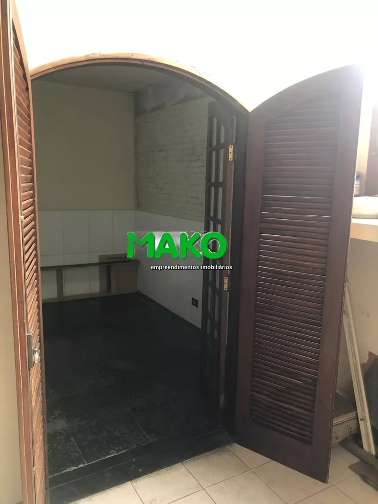 Terreno à venda com 4 quartos, 150m² - Foto 3