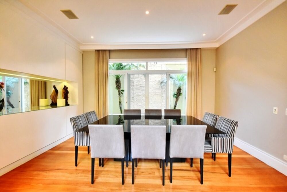 Sobrado, 4 quartos, 546 m² - Foto 1
