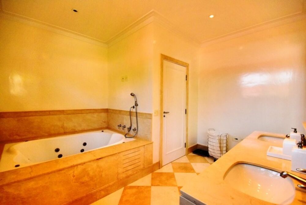 Sobrado, 4 quartos, 546 m² - Foto 3