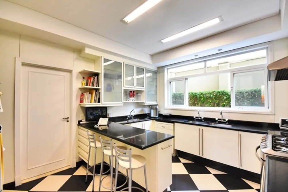 Sobrado, 4 quartos, 546 m² - Foto 11