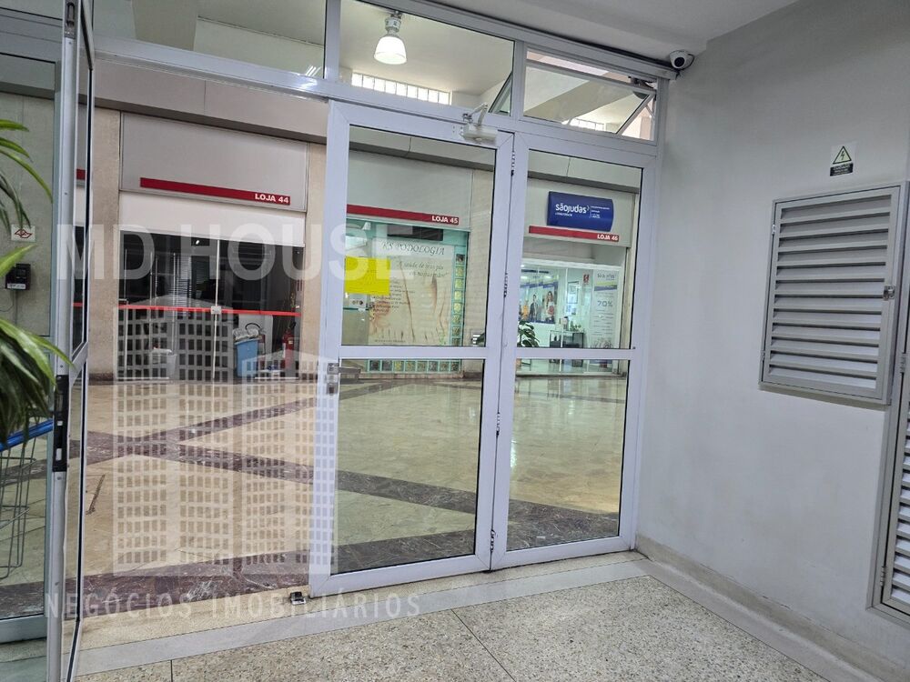 Apartamento, 3 quartos, 98 m² - Foto 2