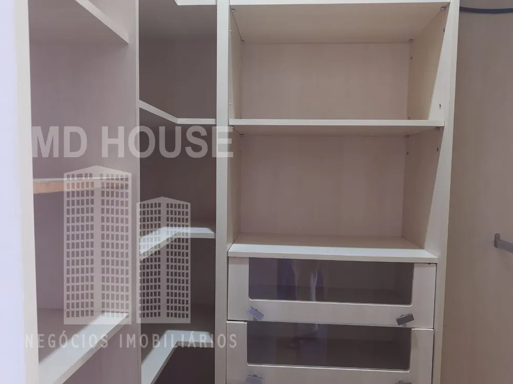 Apartamento, 3 quartos, 209 m² - Foto 1